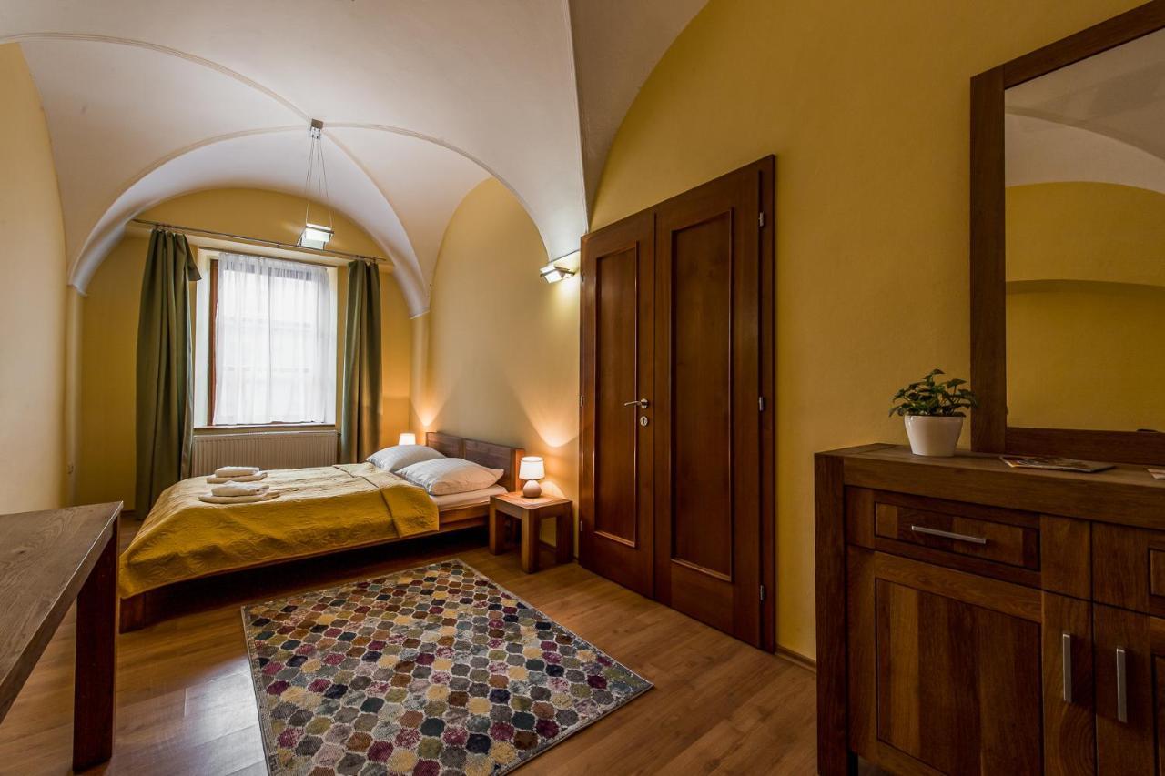 Apartmany Kolegium Prešov Exteriör bild